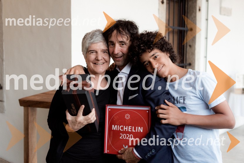  ... ;  Tomaž Kavčič, kuharski mojster, Pri Lojzetu, Zemono, podpredsednik BASS;  ... Pogostitev pri Tomažu Kavčiču ob prejemu Michelinove zvezdice