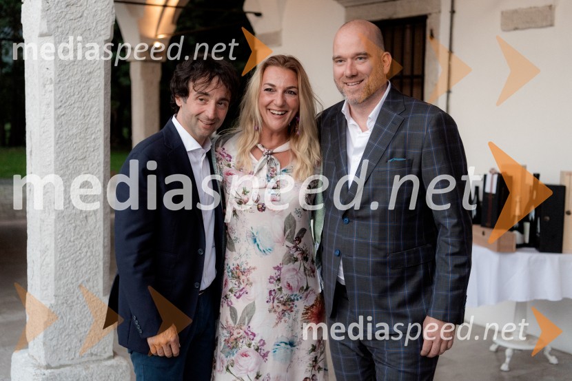  Tomaž Kavčič, kuharski mojster, Pri Lojzetu, Zemono, podpredsednik BASS;  ... ;  ... Pogostitev pri Tomažu Kavčiču ob prejemu Michelinove zvezdice