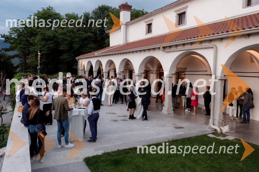 Pogostitev pri Tomažu Kavčiču ob prejemu Michelinove zvezdice