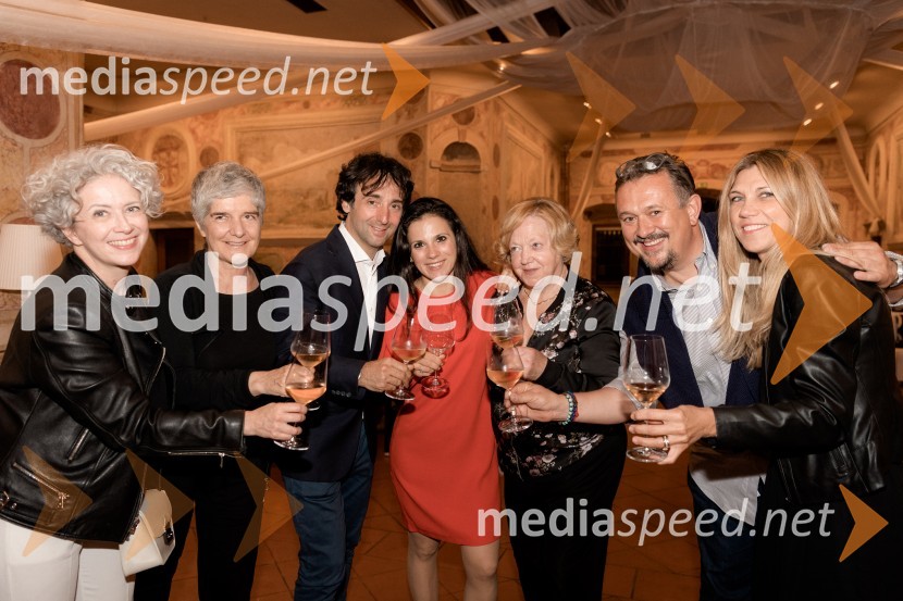 Pogostitev pri Tomažu Kavčiču ob prejemu Michelinove zvezdice