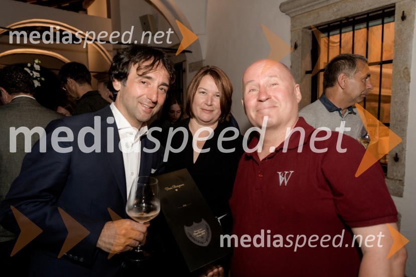 Pogostitev pri Tomažu Kavčiču ob prejemu Michelinove zvezdice