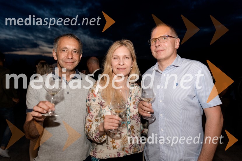 Pogostitev pri Tomažu Kavčiču ob prejemu Michelinove zvezdice