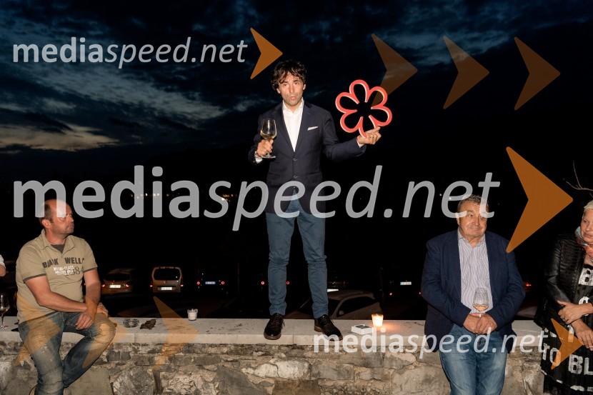  Tomaž Kavčič, kuharski mojster, Pri Lojzetu, Zemono, podpredsednik BASSPogostitev pri Tomažu Kavčiču ob prejemu Michelinove zvezdice