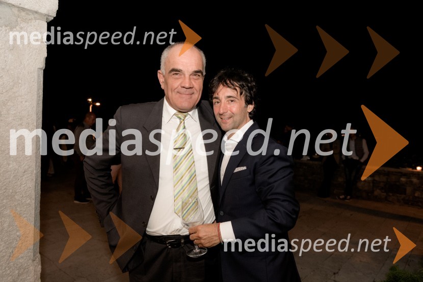  ... ;  Tomaž Kavčič, kuharski mojster, Pri Lojzetu, Zemono, podpredsednik BASSPogostitev pri Tomažu Kavčiču ob prejemu Michelinove zvezdice