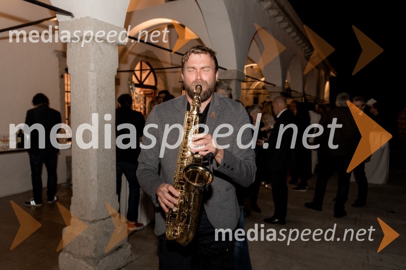 Pogostitev pri Tomažu Kavčiču ob prejemu Michelinove zvezdice