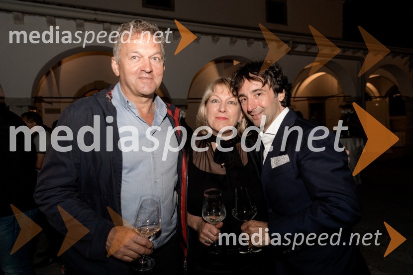  ... ;  ... ;  Tomaž Kavčič, kuharski mojster, Pri Lojzetu, Zemono, podpredsednik BASSPogostitev pri Tomažu Kavčiču ob prejemu Michelinove zvezdice