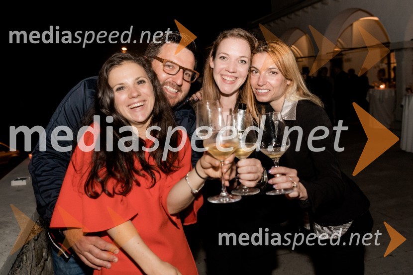 Pogostitev pri Tomažu Kavčiču ob prejemu Michelinove zvezdice