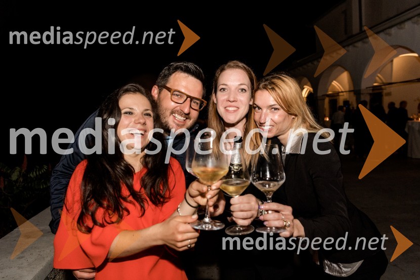 Pogostitev pri Tomažu Kavčiču ob prejemu Michelinove zvezdice