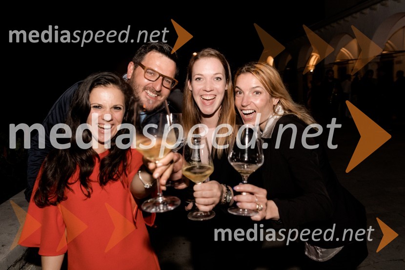 Pogostitev pri Tomažu Kavčiču ob prejemu Michelinove zvezdice