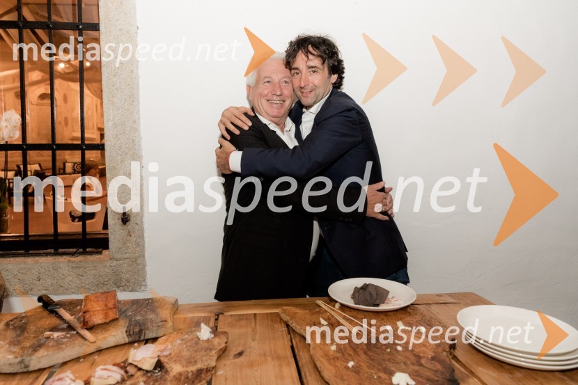  ... ;  Tomaž Kavčič, kuharski mojster, Pri Lojzetu, Zemono, podpredsednik BASSPogostitev pri Tomažu Kavčiču ob prejemu Michelinove zvezdice