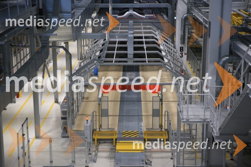 Delavci  Magne Steyr Hoče prezaposleni v Graz