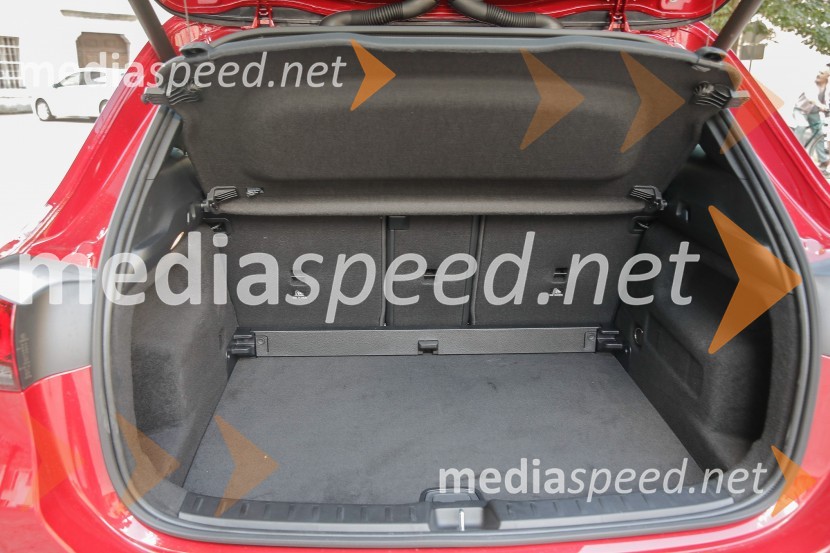 Slovenska predstavitev: Mercedes Benz GLA, GLB, GLC, GLC kupe, GLE, GLE kupe in GLS