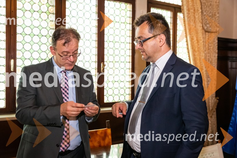  Robert Rakar, direktor primorske gospodarske zbornice;  Tomaž Počvavšek, D-imex, d.o.o.Zajtrk z razlogom, Britansko-slovenska gospodarska zbornica