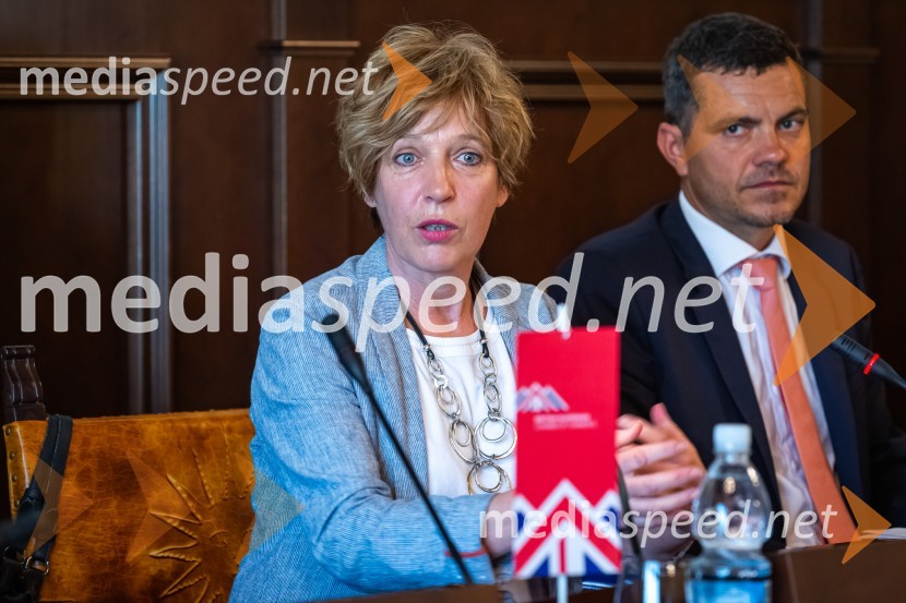 prof. dr. Elen Twrdy, Fakulteta za pomorstvo in promet, Univerza v LjubljaniZajtrk z razlogom, Britansko-slovenska gospodarska zbornica