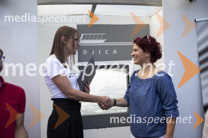 Londonska šola za odnose z javnostmi (LSPR) in UDO akademija, podelitev diplom 2020