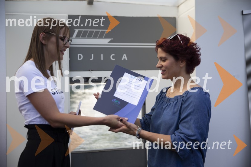 Londonska šola za odnose z javnostmi (LSPR) in UDO akademija, podelitev diplom 2020