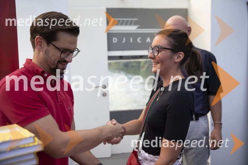 Londonska šola za odnose z javnostmi (LSPR) in UDO akademija, podelitev diplom 2020