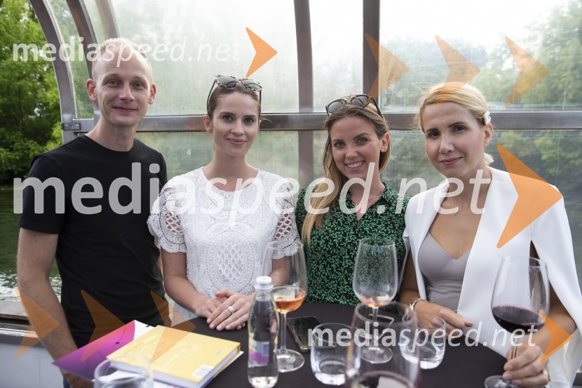 Londonska šola za odnose z javnostmi (LSPR) in UDO akademija, podelitev diplom 2020