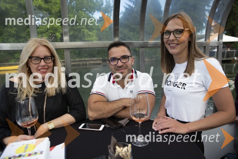 Londonska šola za odnose z javnostmi (LSPR) in UDO akademija, podelitev diplom 2020