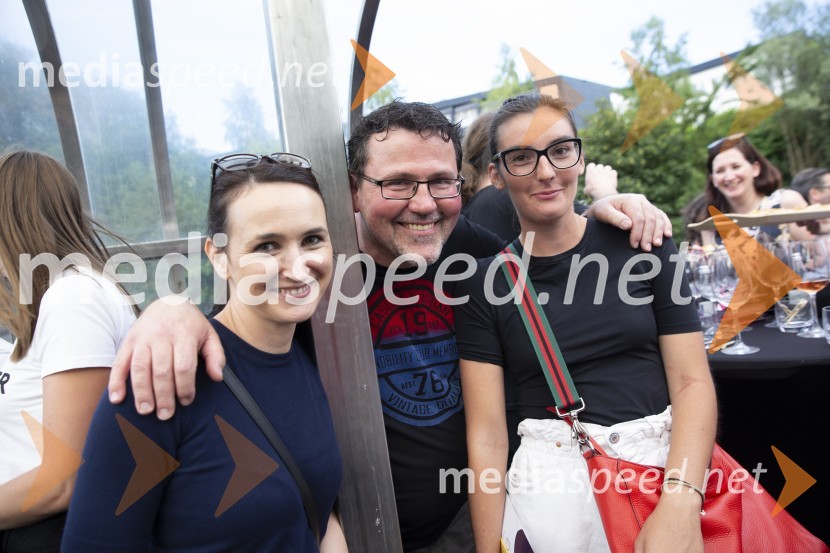 Londonska šola za odnose z javnostmi (LSPR) in UDO akademija, podelitev diplom 2020