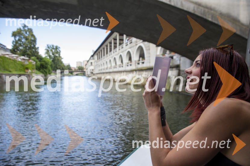 Londonska šola za odnose z javnostmi (LSPR) in UDO akademija, podelitev diplom 2020