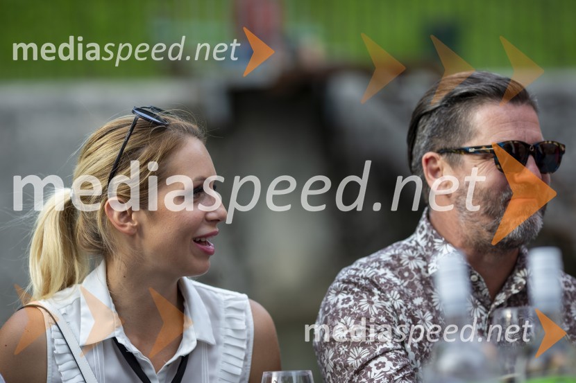 Londonska šola za odnose z javnostmi (LSPR) in UDO akademija, podelitev diplom 2020