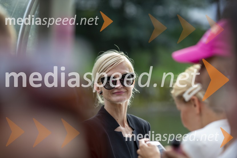 Londonska šola za odnose z javnostmi (LSPR) in UDO akademija, podelitev diplom 2020