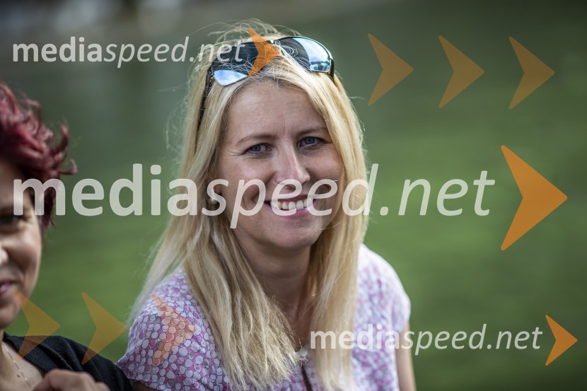  Alenka Grašič, asistentka vodstva AD/BA & PR, BSH Hišni aparati d.o.o. NazarjeLondonska šola za odnose z javnostmi (LSPR) in UDO akademija, podelitev diplom 2020