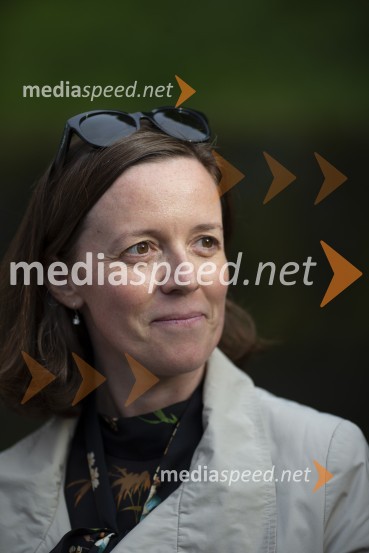 Londonska šola za odnose z javnostmi (LSPR) in UDO akademija, podelitev diplom 2020