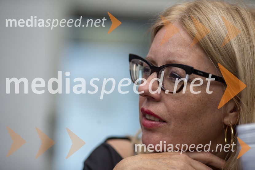 Londonska šola za odnose z javnostmi (LSPR) in UDO akademija, podelitev diplom 2020