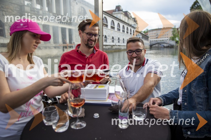 Londonska šola za odnose z javnostmi (LSPR) in UDO akademija, podelitev diplom 2020