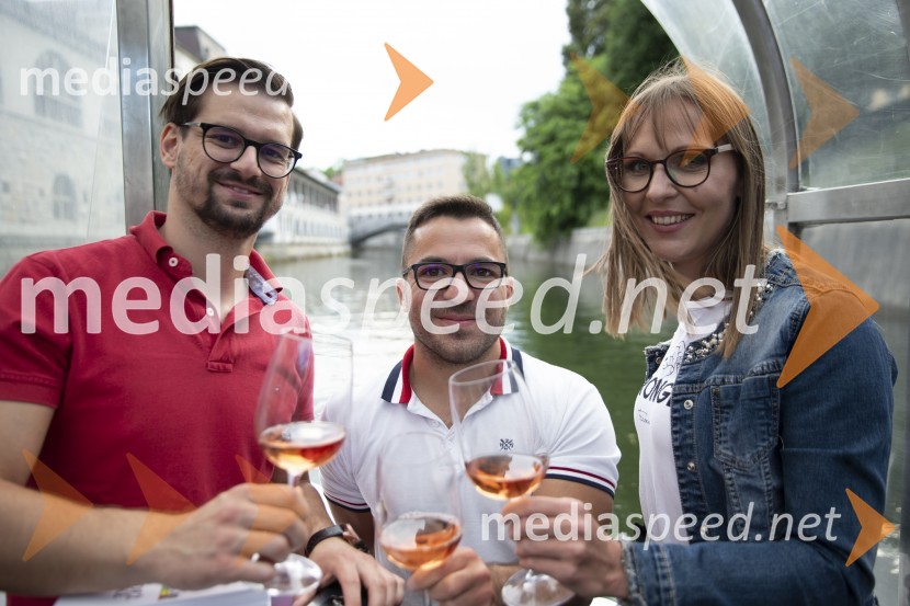 Londonska šola za odnose z javnostmi (LSPR) in UDO akademija, podelitev diplom 2020