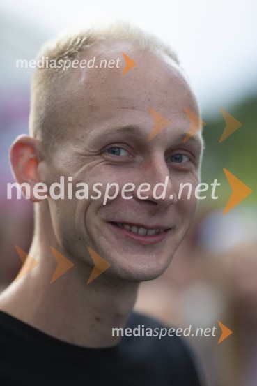 Londonska šola za odnose z javnostmi (LSPR) in UDO akademija, podelitev diplom 2020