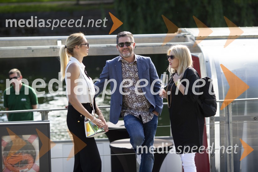 Londonska šola za odnose z javnostmi (LSPR) in UDO akademija, podelitev diplom 2020