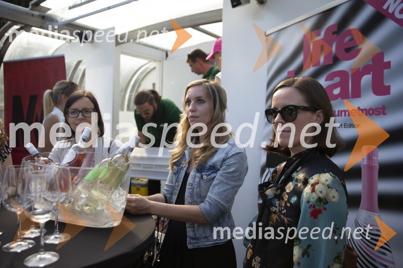 Londonska šola za odnose z javnostmi (LSPR) in UDO akademija, podelitev diplom 2020