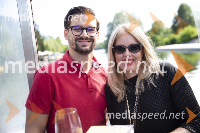 Londonska šola za odnose z javnostmi (LSPR) in UDO akademija, podelitev diplom 2020