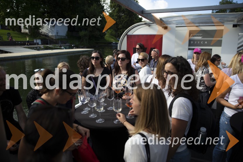 Londonska šola za odnose z javnostmi (LSPR) in UDO akademija, podelitev diplom 2020