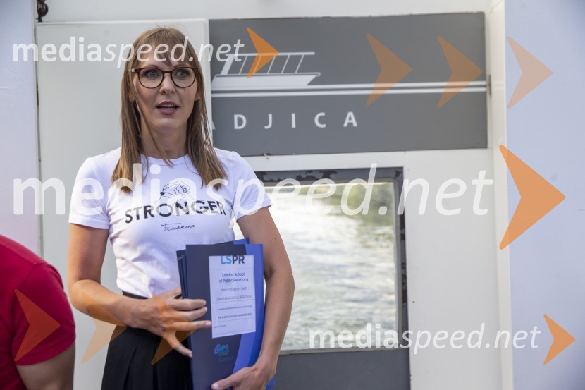 Londonska šola za odnose z javnostmi (LSPR) in UDO akademija, podelitev diplom 2020