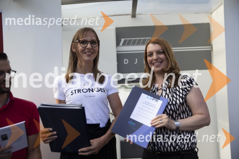  Mateja Repovž, direktorica izobraževanj na Marketing Magazinu in direktorica LSPR (Londonska šola za odnose z javnostmi);  Damjana Kralj Bratun, vodja Službe za promocijo in odnose z javnostmi ZD LjubljanaLondonska šola za odnose z javnostmi (LSPR) in UDO akademija, podelitev diplom 2020