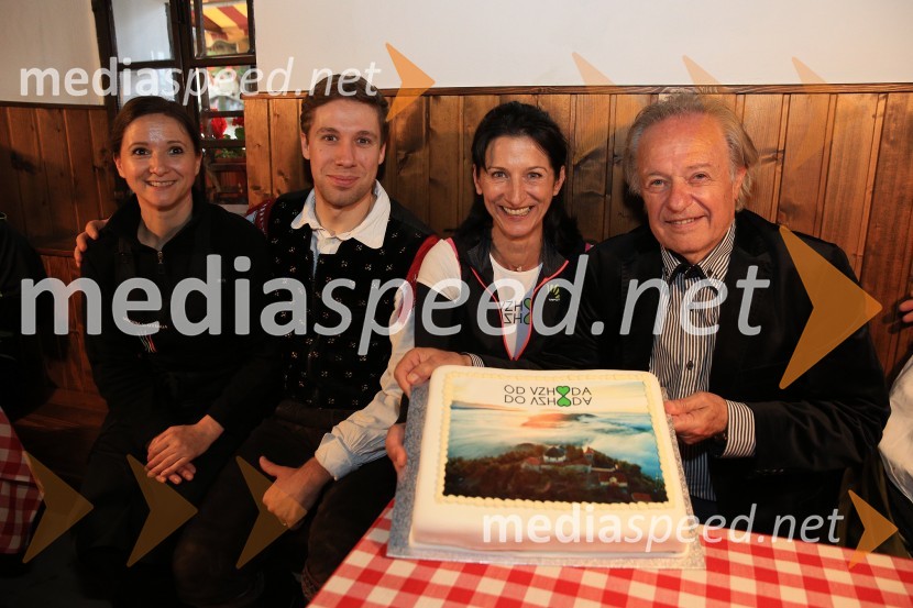  Nuša Češnovar, oskrbnica Šmarne gore;  Sašo Avsenik, glasbenik, Ansambel Saša Avsenika;  Betka Šuhel Mikolič, mentorica nastopanja v javnosti, radijska in televizijska voditeljica, podjetje BPR;  Alfi Nipič, pevecOd vzhoda do vzhoda, Pohod na Šmarno goro 2020