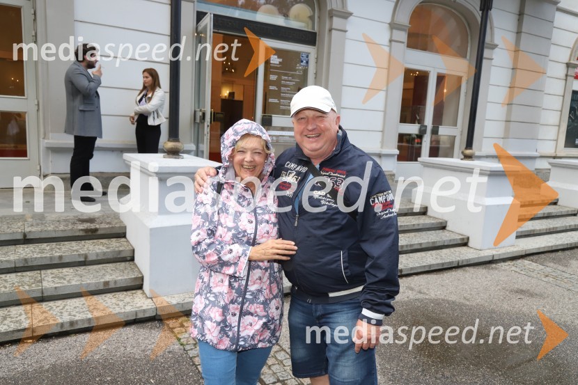  Vesna Elvič;  Gorazd Elvič, novinar, glasbenik, skupina Čudežna poljaRadio and Juliet, jubilejna uprizoritev baleta SNG Maribor