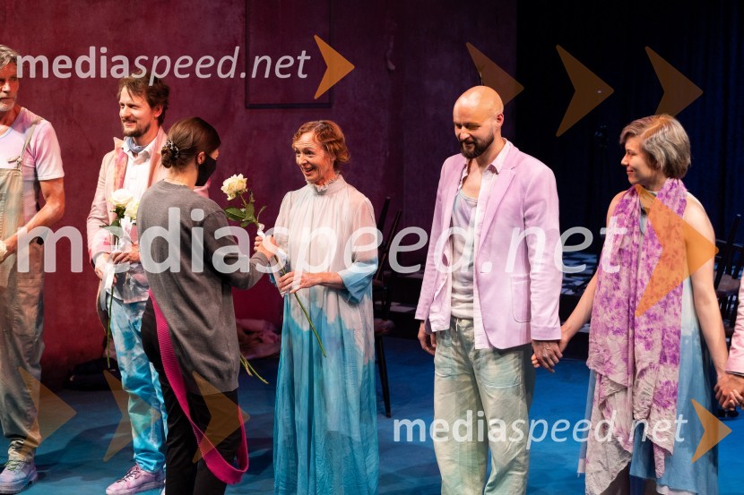  Jernej Gašperin, igralec;  Bernarda Oman, igralka;  Jaka Lah, igralec;  Mia Skrbinac, igralkaŽalostinke, premiera drame