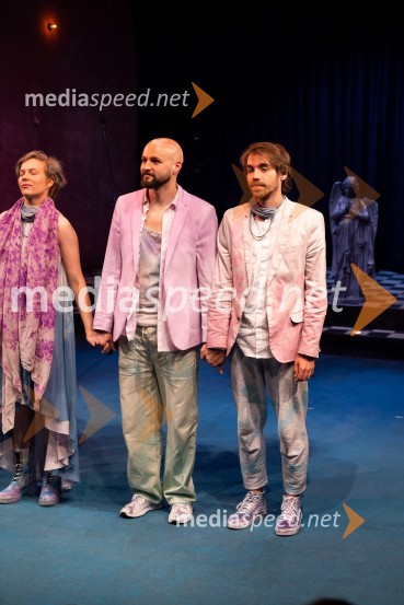  Mia Skrbinac, igralka;  Jaka Lah, igralec;  Matic Lukšič, igralecŽalostinke, premiera drame