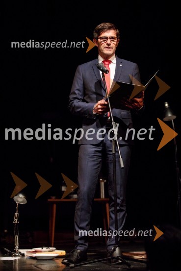  Matjaž Rakovec, župan Mestne občine KranjMonologi s kavča, premiera in odprtje razstave Dogodek je tu, dogodek imate v mestu!