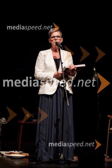  Mirjam Drnovšček, direktorica Prešernovega gledališča KranjMonologi s kavča, premiera in odprtje razstave Dogodek je tu, dogodek imate v mestu!