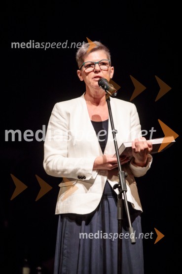  Mirjam Drnovšček, direktorica Prešernovega gledališča KranjMonologi s kavča, premiera in odprtje razstave Dogodek je tu, dogodek imate v mestu!