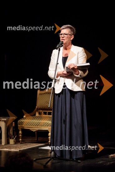  Mirjam Drnovšček, direktorica Prešernovega gledališča KranjMonologi s kavča, premiera in odprtje razstave Dogodek je tu, dogodek imate v mestu!