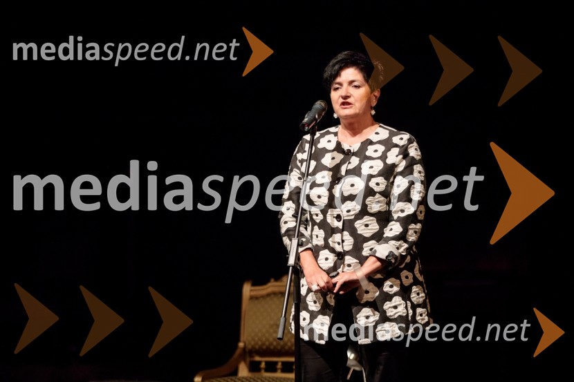 Monologi s kavča, premiera in odprtje razstave Dogodek je tu, dogodek imate v mestu!