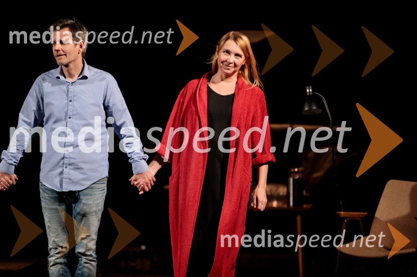  Aljoša Ternovšek, igralec;  Darja Reichman, igralkaMonologi s kavča, premiera in odprtje razstave Dogodek je tu, dogodek imate v mestu!