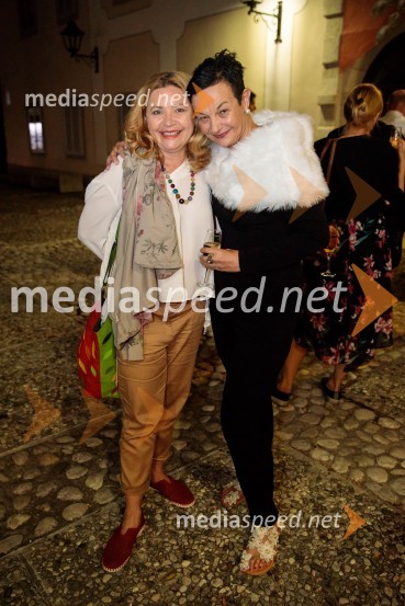  Vesna  Jevnikar, igralka;  ... Monologi s kavča, premiera in odprtje razstave Dogodek je tu, dogodek imate v mestu!